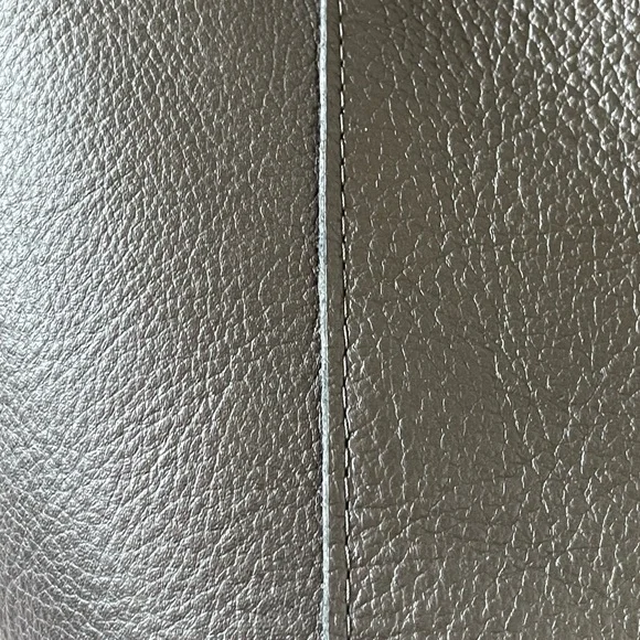 Portland Leather Black Pebbled Naomi Large Bag - Picture 4 of 12